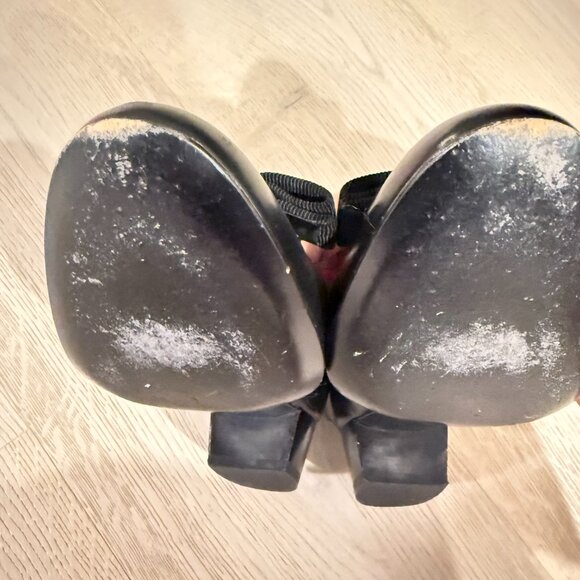 Ferragamo black vara pump - Picture 11 of 13